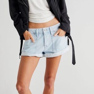 NWT WE THE FREE BEGINNER’S LUCK LOW RISE SLOUCH SHORTS